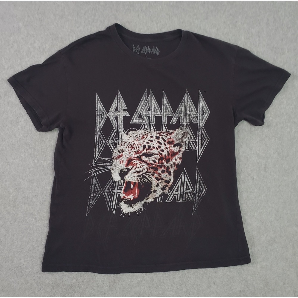 Def Leppard T Shirt Womens Large Black Short Sleeve Tee Leopard Graphic Band